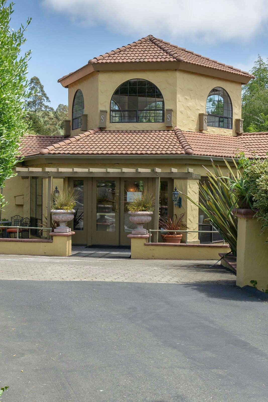 Sonoma Coast Villa & Spa