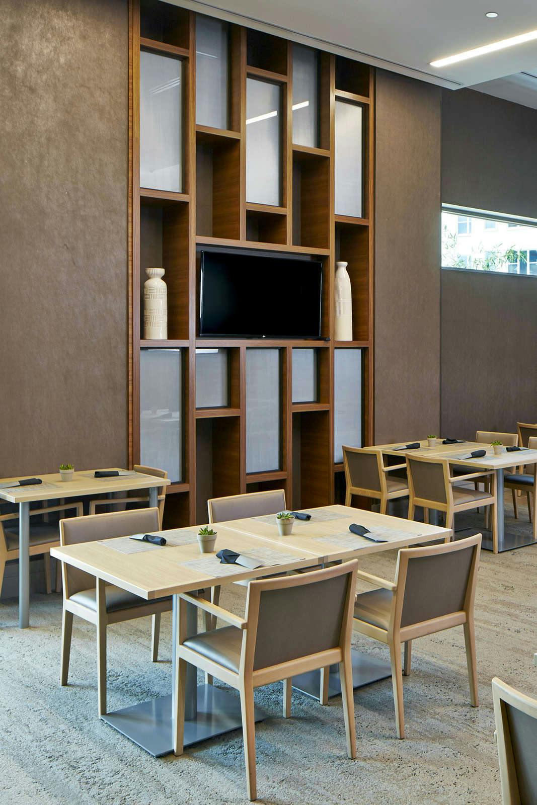 Hotel AC HOTEL BY MARRIOTT ATLANTA BUCKHEAD AT PHIPPS PLAZA photo 5