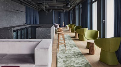 Locke at East Side Gallery