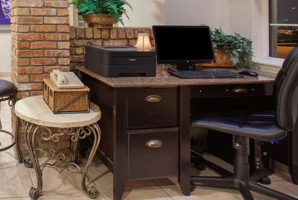 Hotel Microtel Inn & Suites by Wyndham Lady Lake/The Villages photo 4