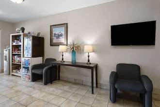 Hotel Travelodge by Wyndham Fort McMurray photo 3