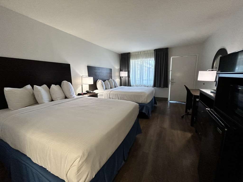 Hotel Sure Stay Plus By Best Western Beaumont photo 2