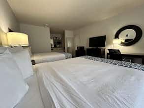 Hotel Sure Stay Plus By Best Western Beaumont photo 5