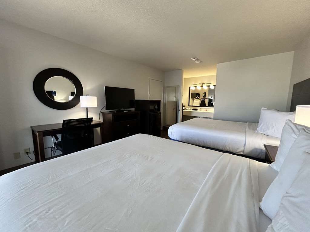 Hotel Sure Stay Plus By Best Western Beaumont photo 4