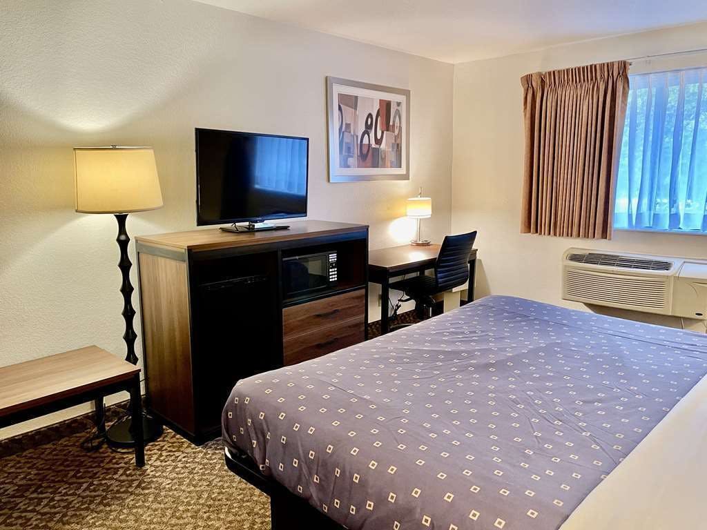 Hotel Sure Stay By Best Western Prince Frederick photo 2