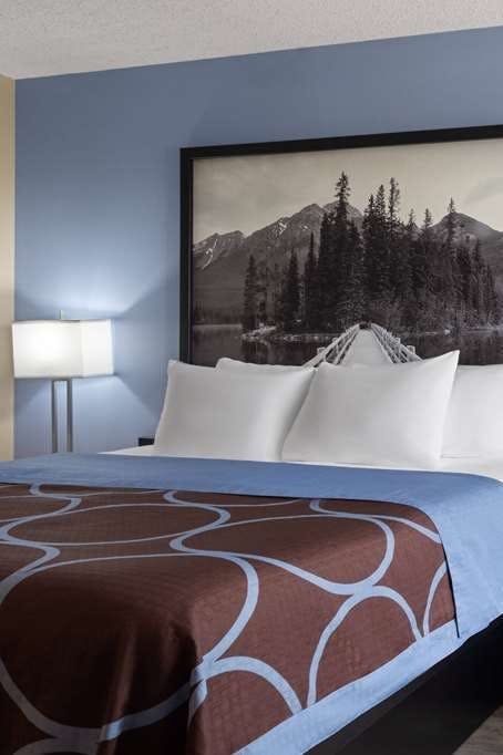 Hotel Super 8 by Wyndham Sherwood Park/Edmonton Area photo 4