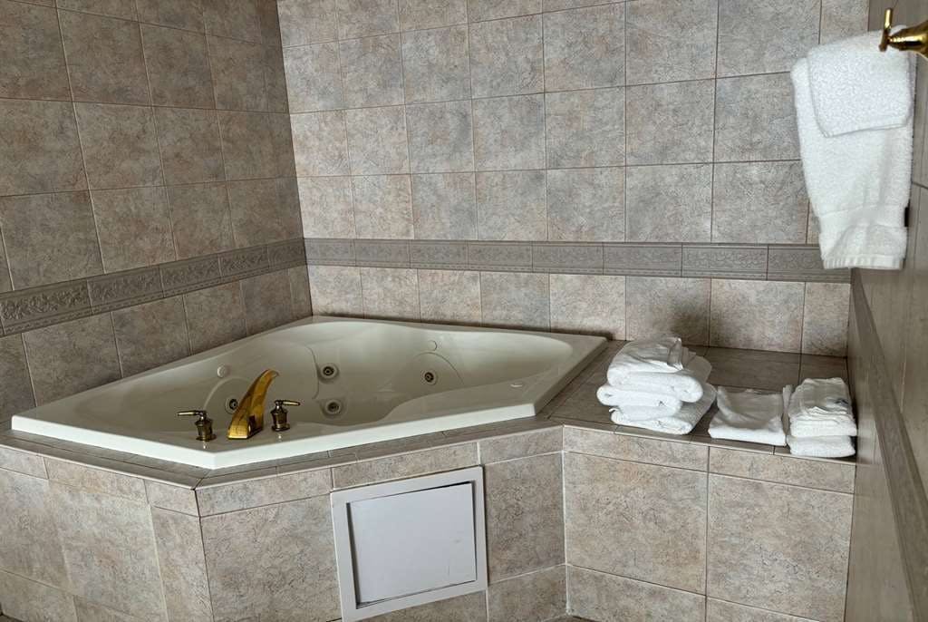 Hotel Baymont by Wyndham Johnson City photo 5