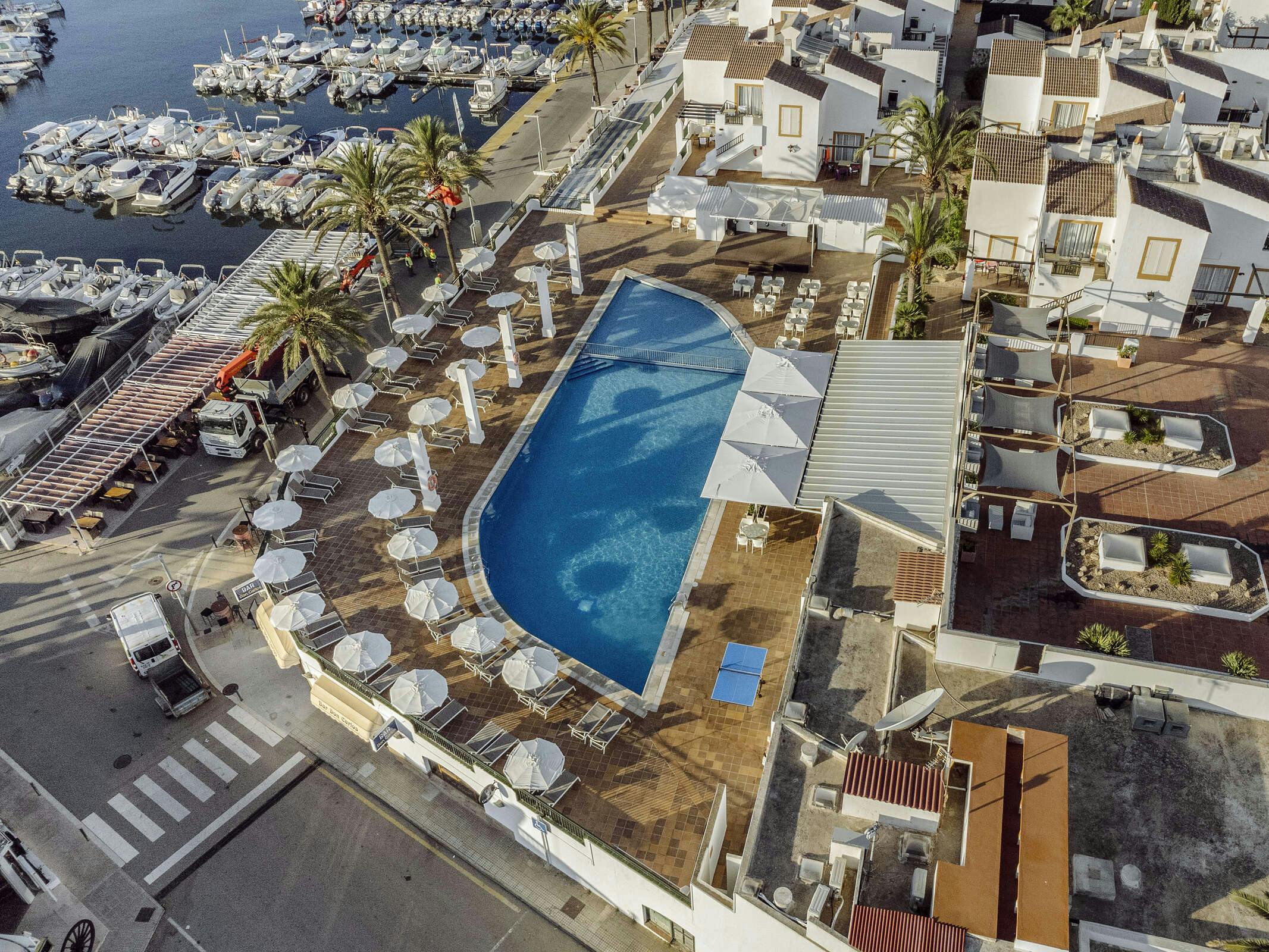 Hotel Apartamentos Roc Lago Park photo 5