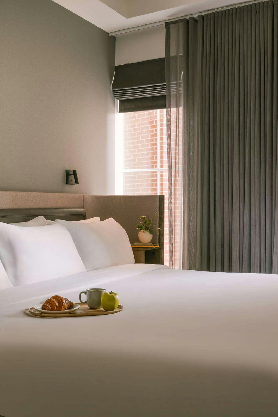 Hotel Lark Hotels 907 Main photo 2