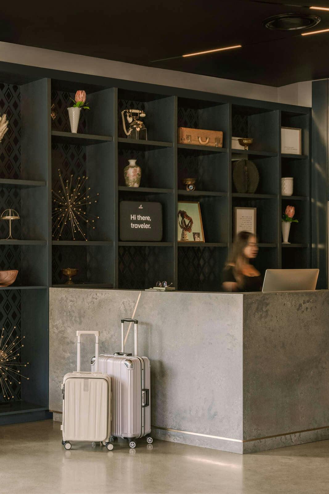 Hotel Lark Hotels 907 Main photo 5