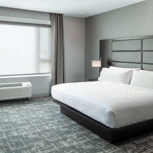 Hotel Staybridge Suites Boston Logan Airport Revere photo 4