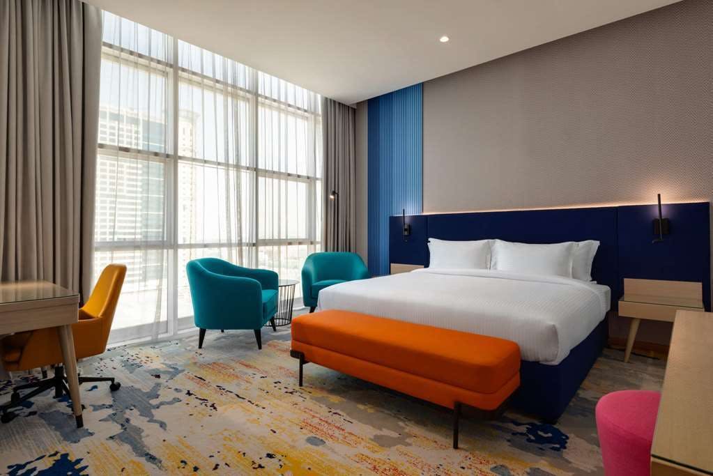 Hotel La Quinta by Wyndham Abu Dhabi Al Wahda photo 2