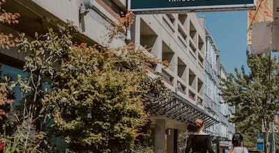 Atrium Hotel Vancouver