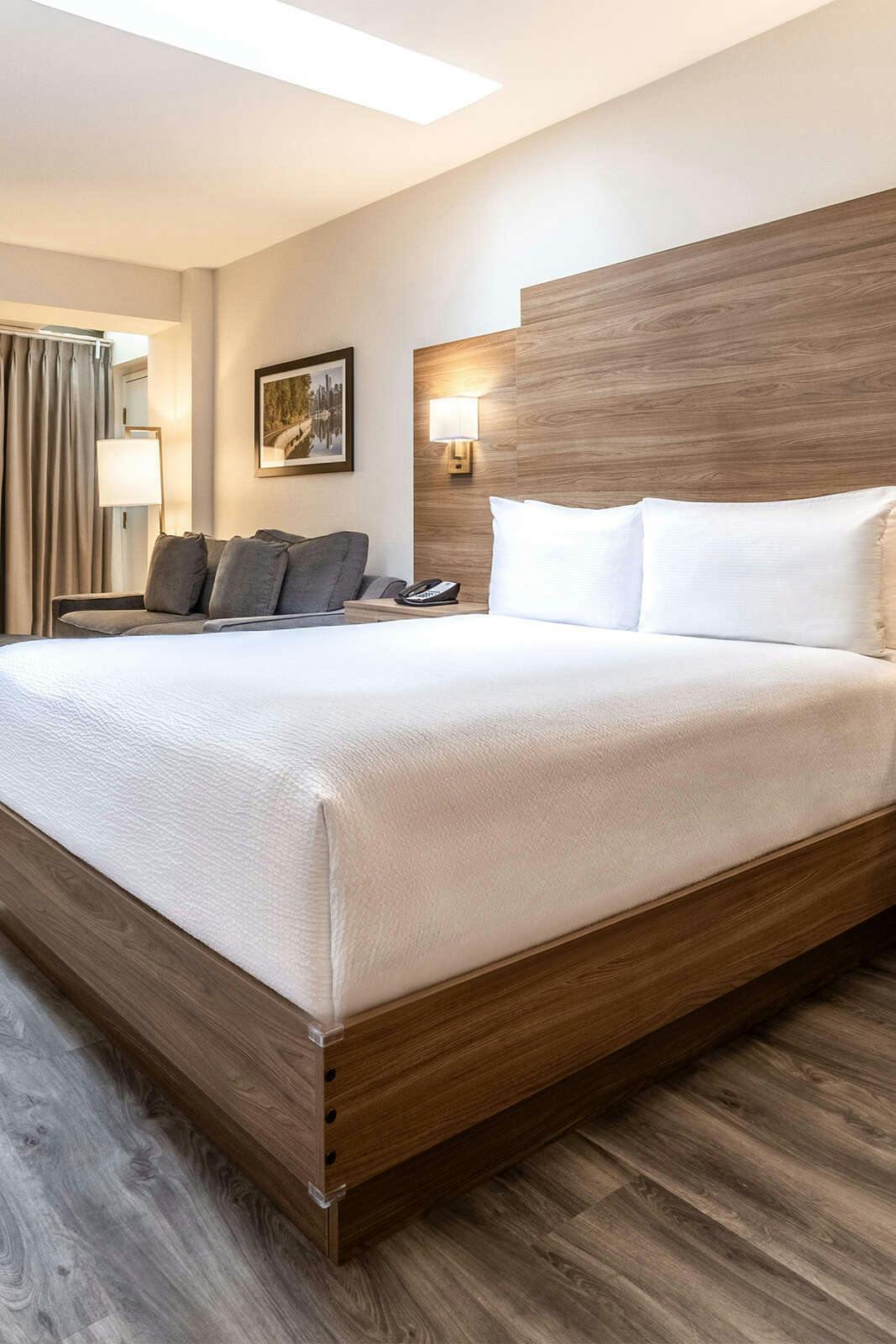 Hotel Atrium Hotel Vancouver photo 5