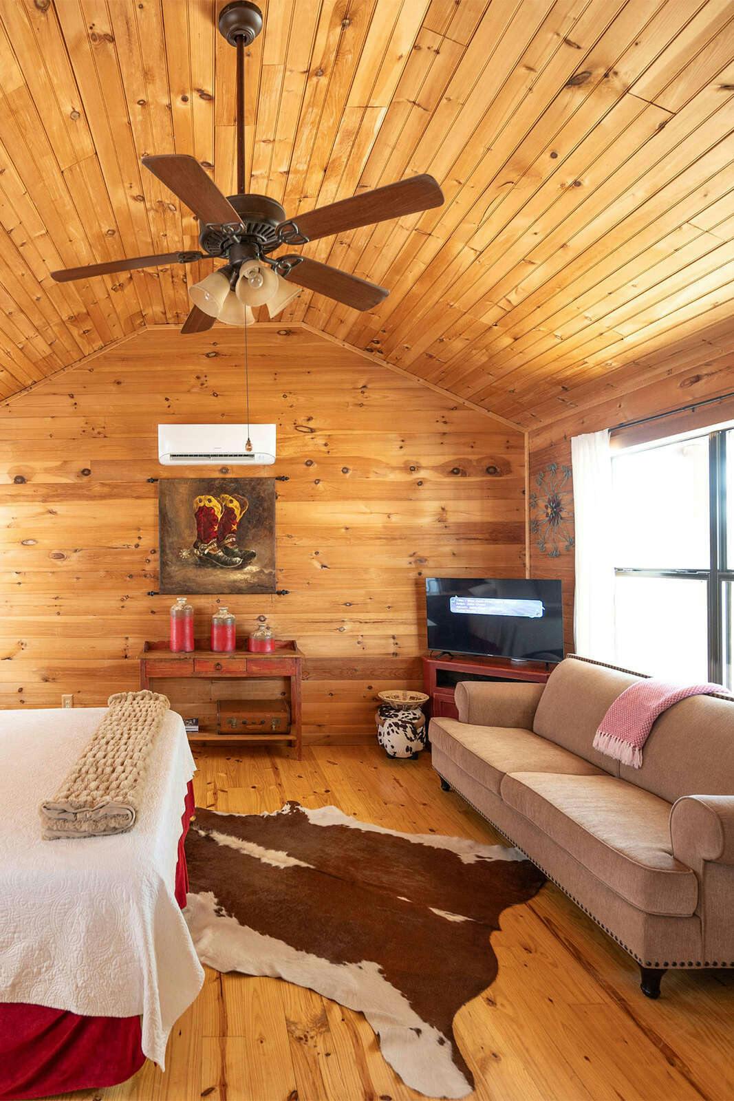 Hotel City on a Hill at Spring Creek photo 2