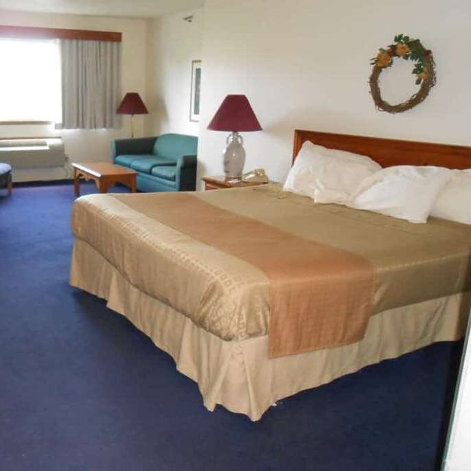 Hotel Days Inn Williamsburg IA North photo 2