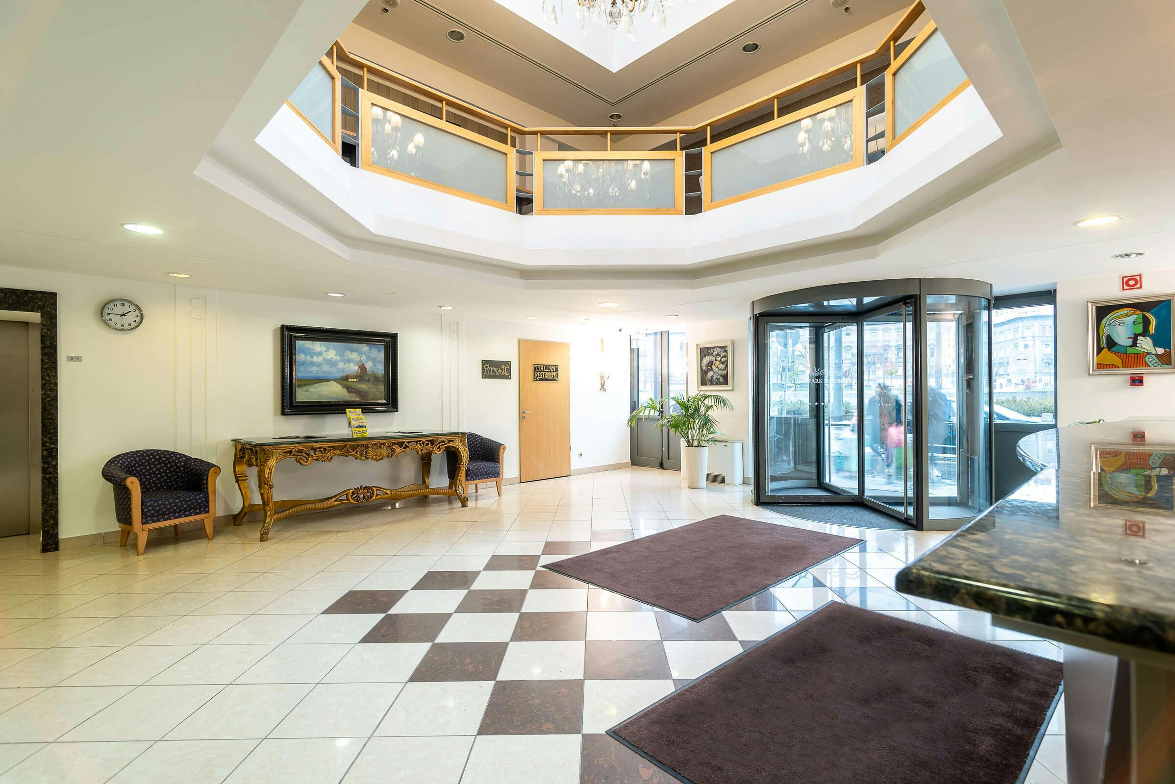 Hotel Novum Hotel Golden Park Budapest photo 2