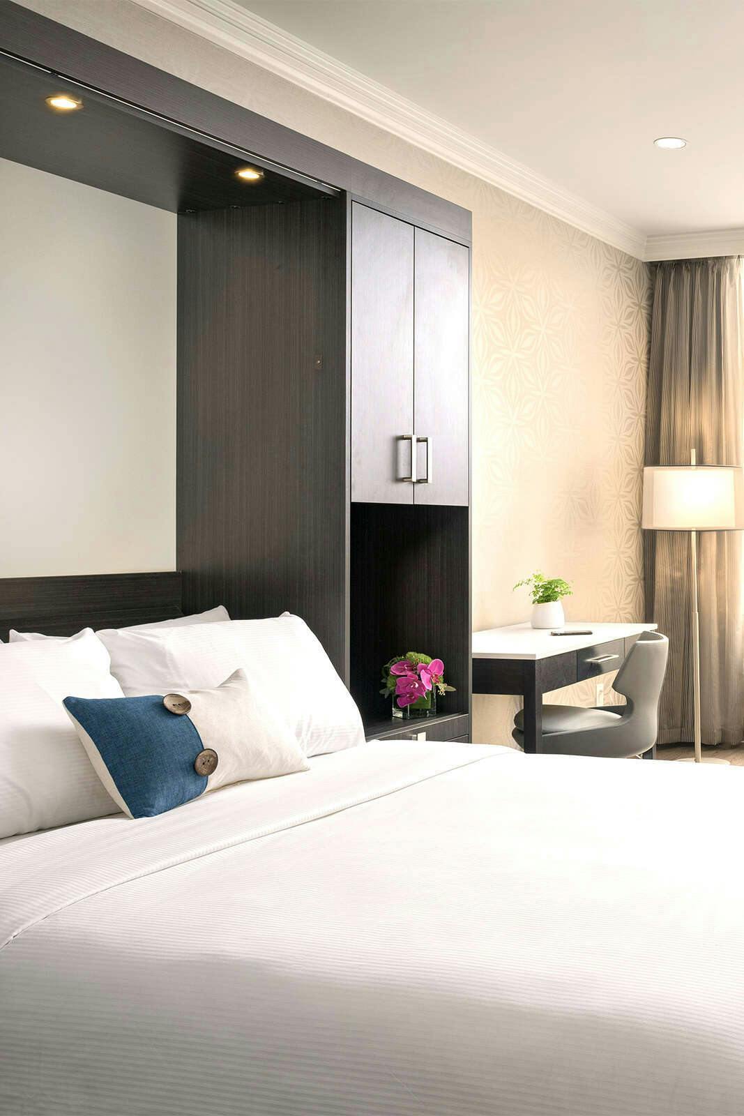 Hotel The Georgian Court Hotel photo 1