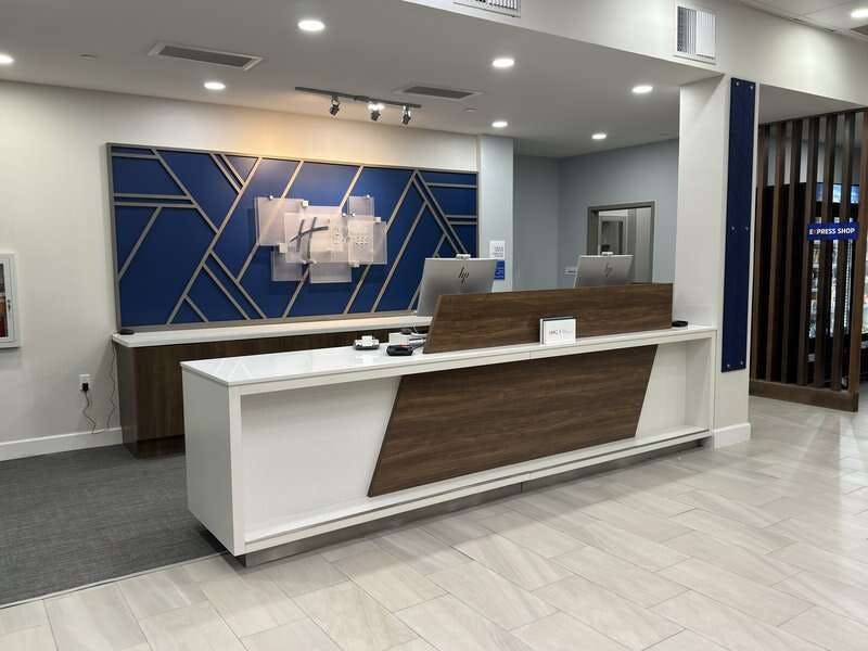 Hotel Holiday Inn Express Corpus Christi Beachfront photo 5