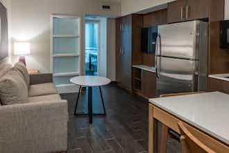 Hotel Staybridge Suites St. Catharines Conf Ctr photo 5