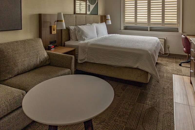 Hotel Staybridge Suites St. Catharines Conf Ctr photo 2