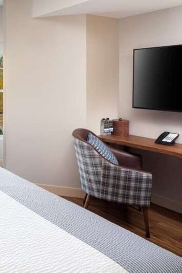 Hotel Voco Saranac Lake Ny Waterfront photo 4