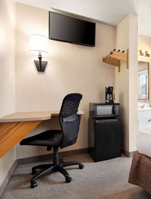 Hotel Travelodge Guernsey photo 2