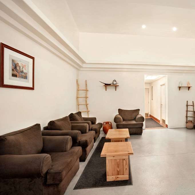 Hotel Travelodge Guernsey photo 5