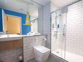 Hotel Ibis Styles Glasgow Centre George Square photo 3