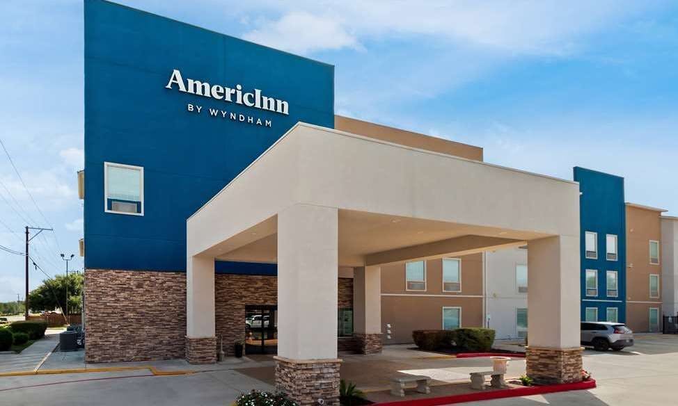 AmericInn by Wyndham New Braunfels
