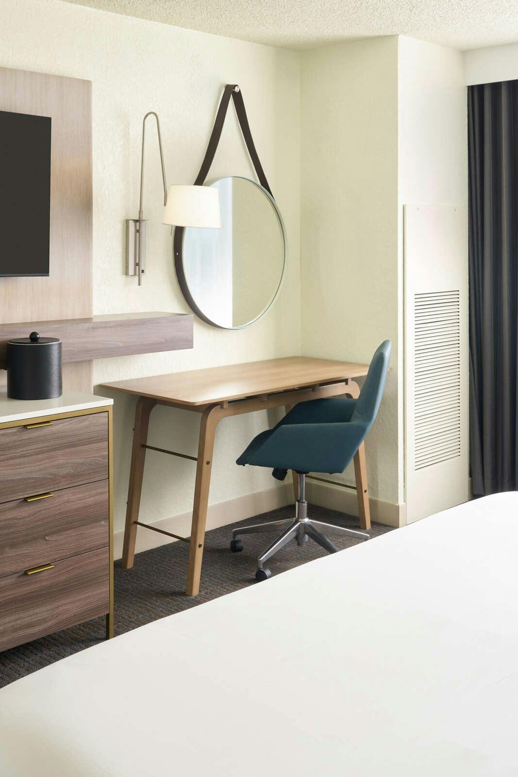 Hotel Delta Hotels by Marriott West Palm Beach photo 5