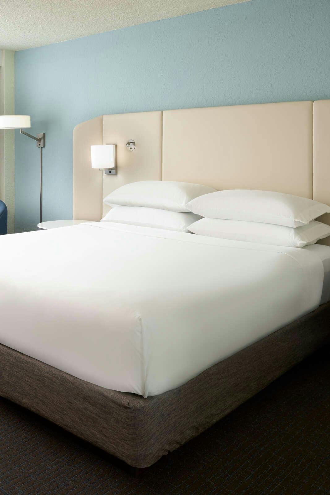 Hotel Delta Hotels by Marriott West Palm Beach photo 1