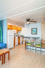 Hotel Fantasy Island Resort I, Daytona Beach Shores photo 5