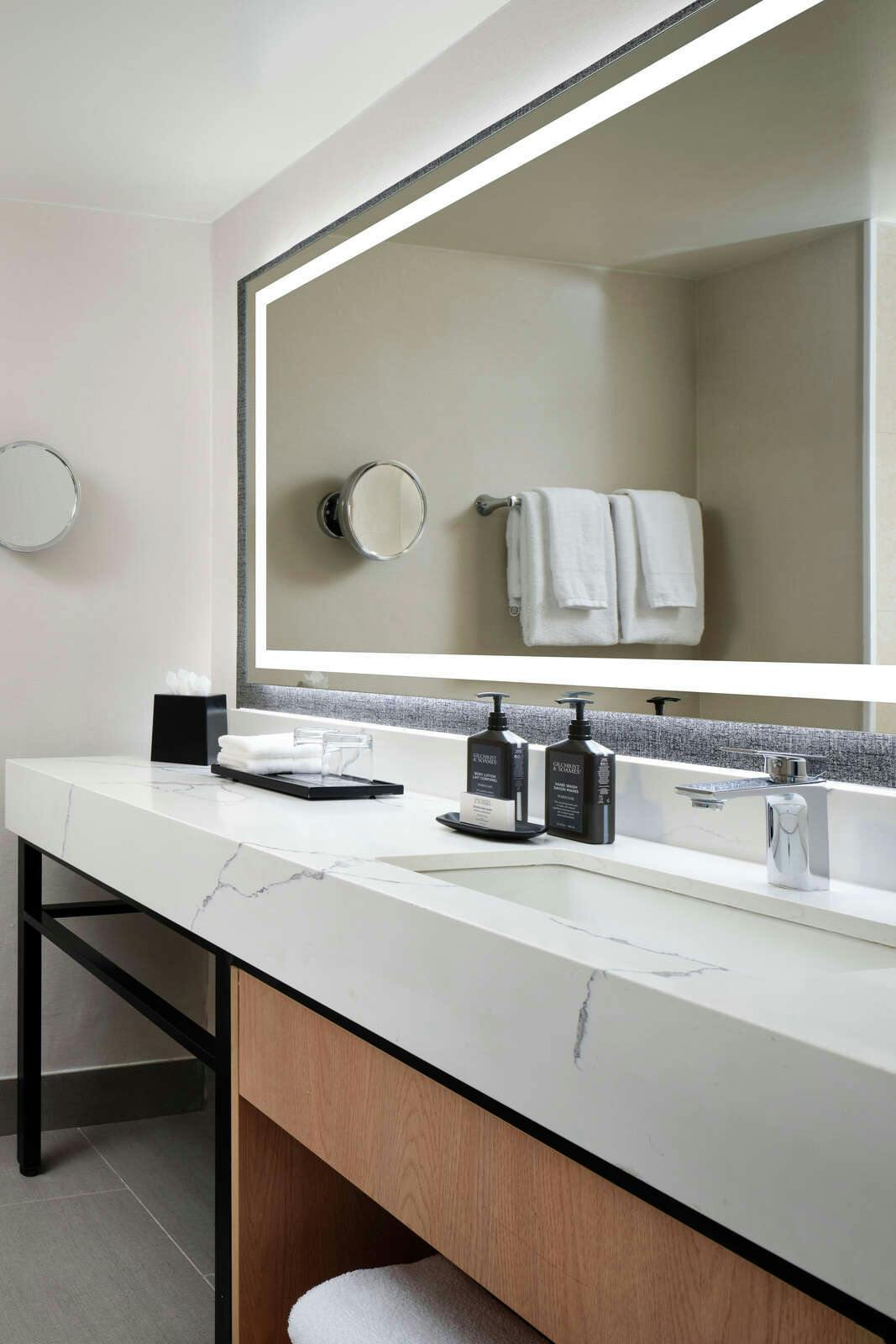 Hotel Sheraton Ontario Airport Hotel photo 5