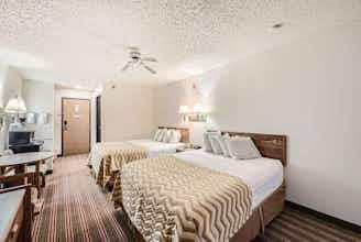 Hotel Travelodge by Wyndham Longmont photo 1
