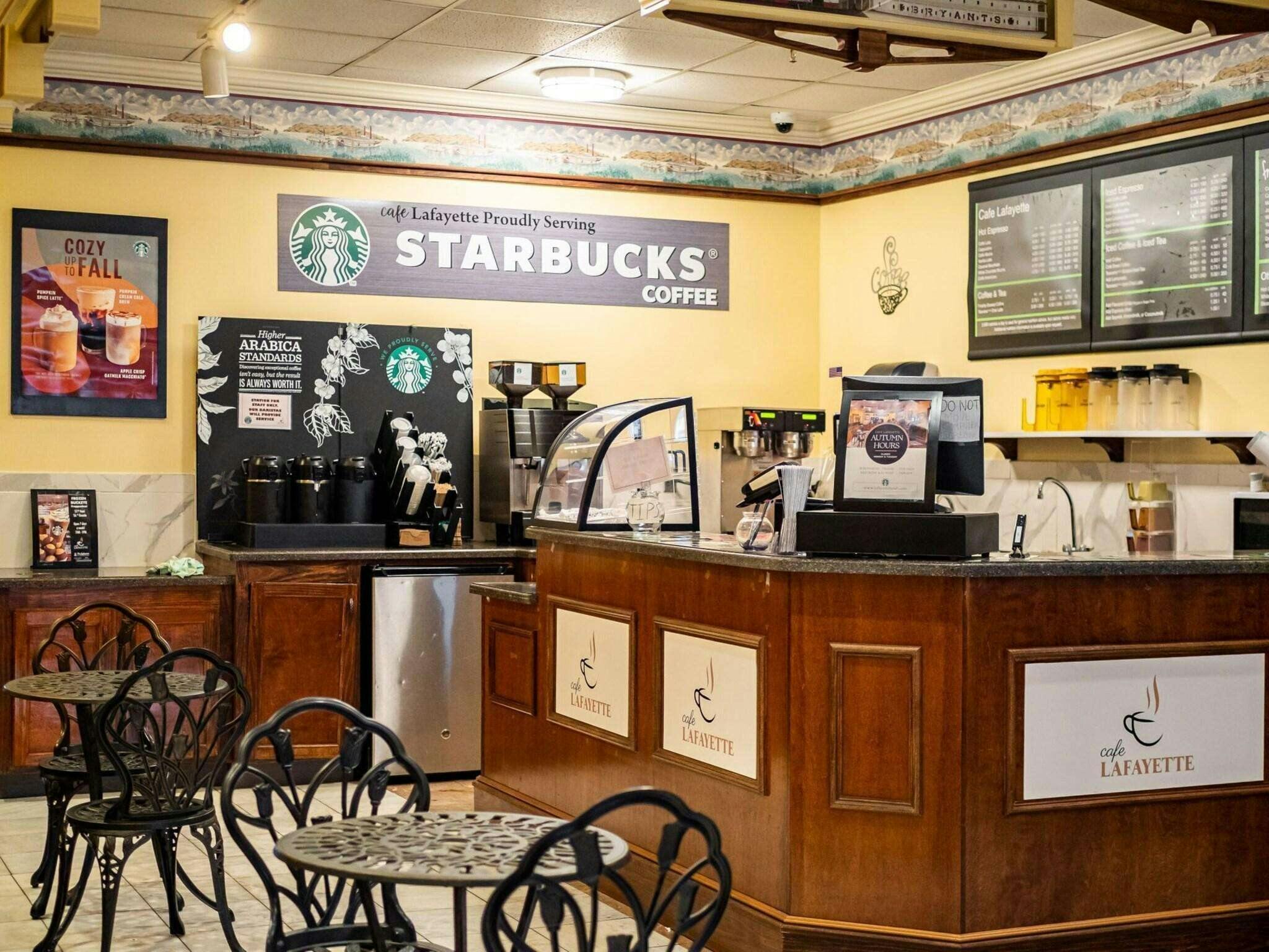 Hotel The Lafayette A grand Riverboat Era Hotel photo 5