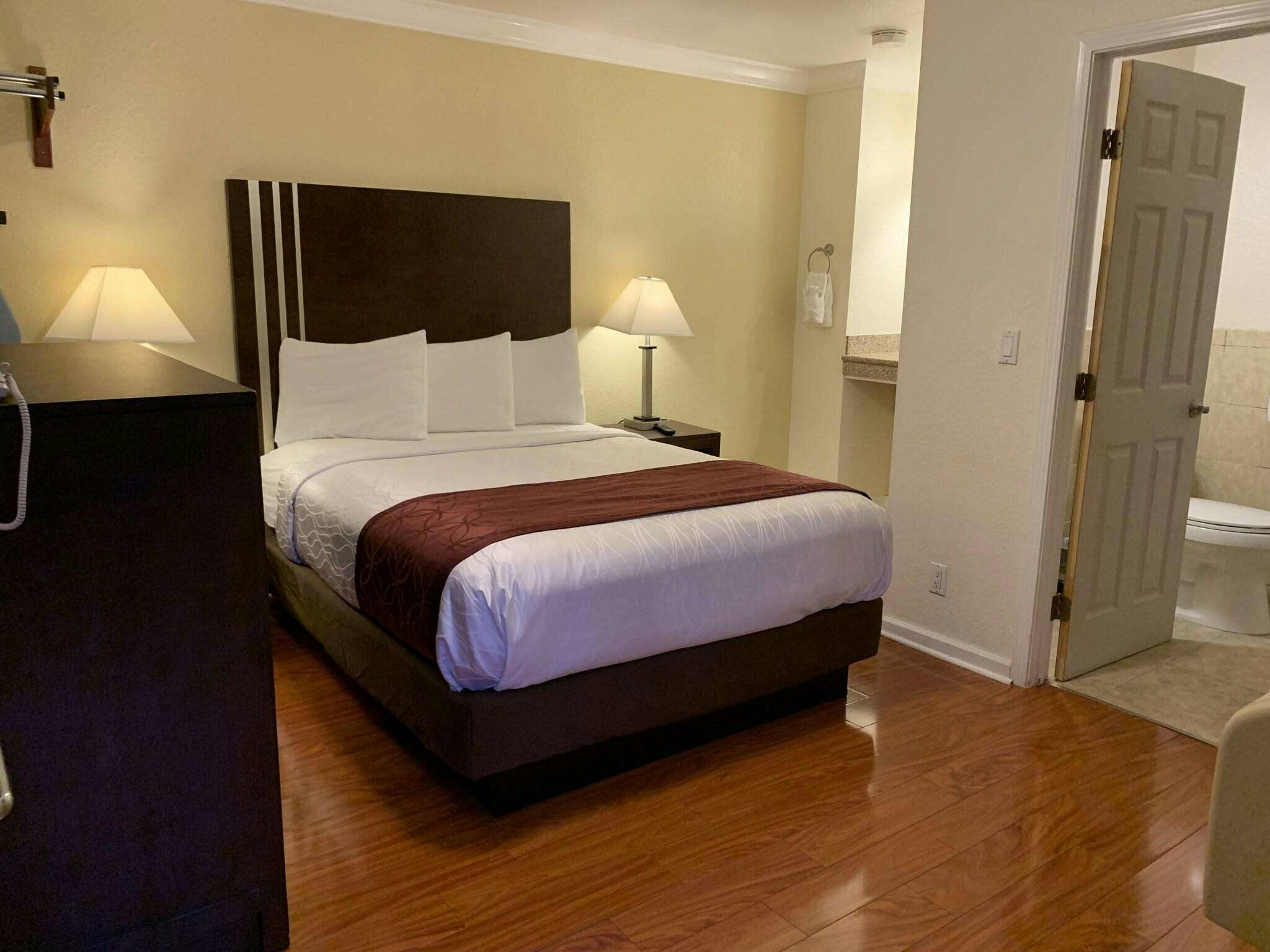 Hotel Lombard Plaza Motel photo 2