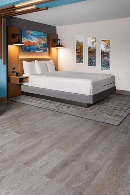 Hotel La Quinta Inn & Suites by Wyndham Williston/Burlington photo 2