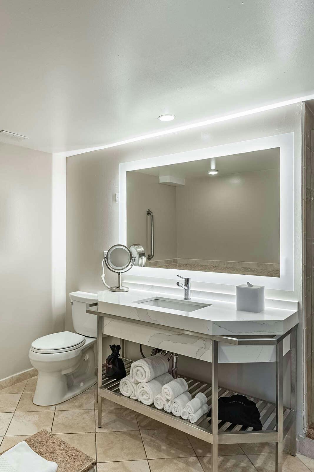 Hotel Suites- Crowne Plaza Orlando Downtown photo 3