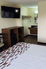 Hotel Red Roof Inn Byron photo 3