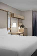 Hotel SpringHill Suites New York Manhattan Times Square photo 1