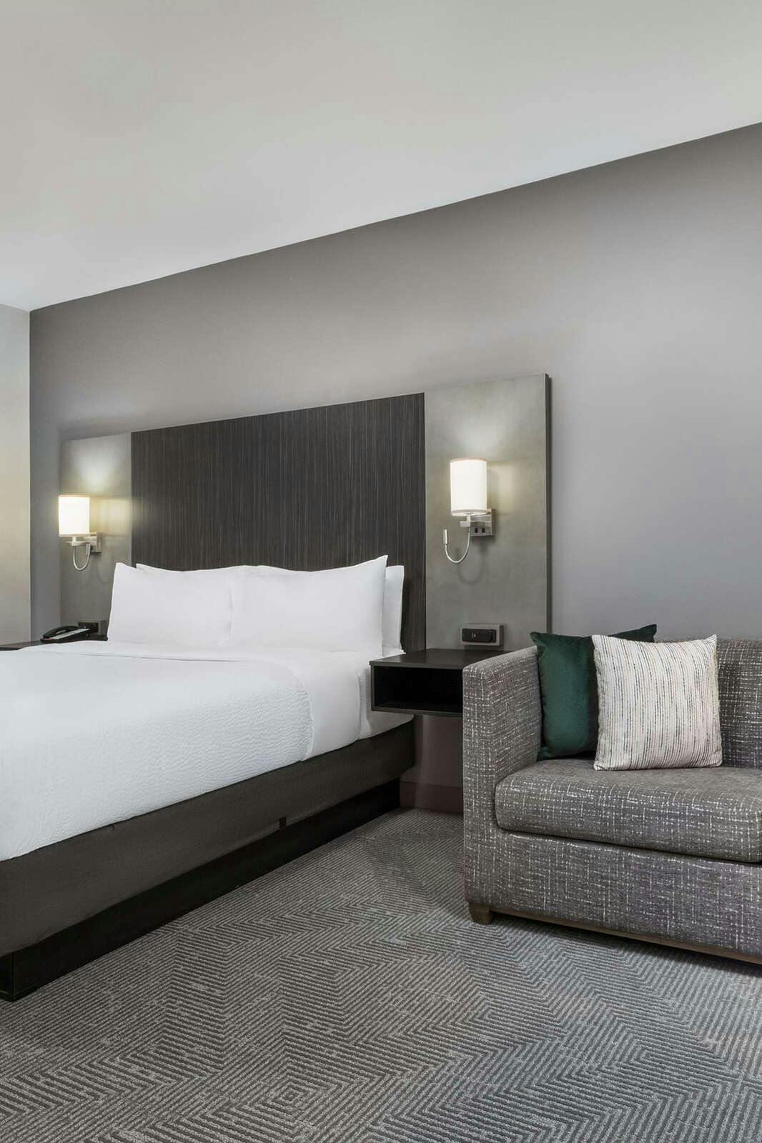 Hotel Holiday Inn Carlsbad photo 3