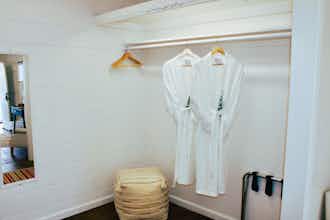 Hotel Nirvana Hotel photo 4