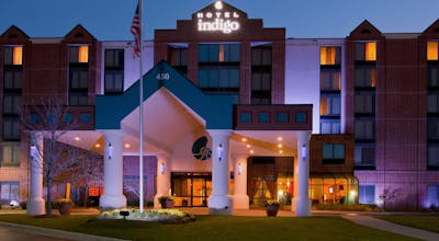 Hotel Indigo Chicago Vernon Hills