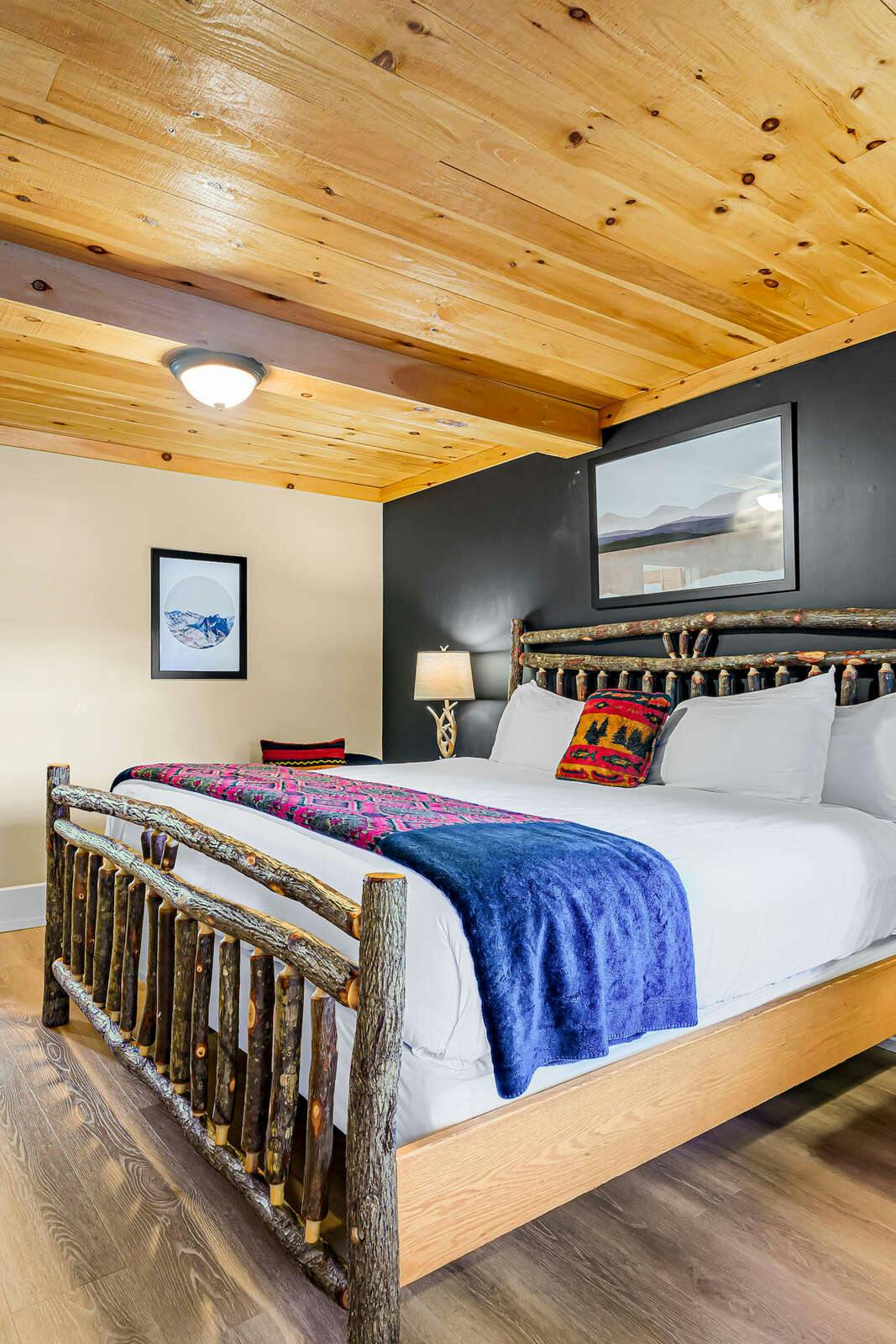 Hotel The Alpine Lodge photo 2