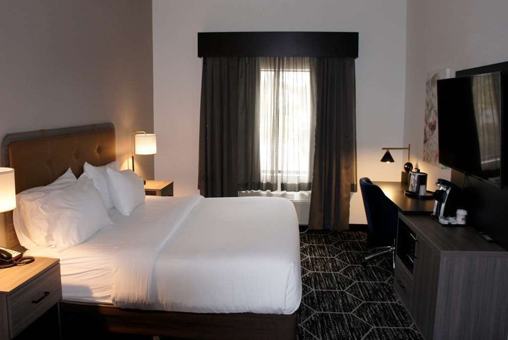 Hotel La Quinta Inn & Suites by Wyndham Meridian photo 4