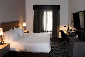 Hotel La Quinta Meridian photo 4