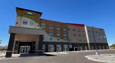 Hawthorn Extended Stay by Wyndham Kingman