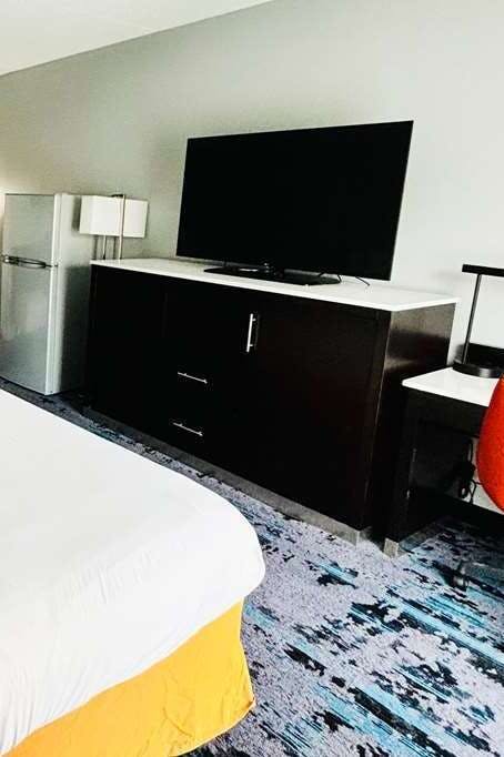 Hotel Hawthorn Chambersburg photo 4