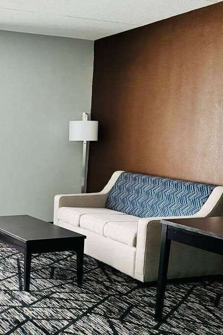 Hotel Hawthorn Chambersburg photo 5